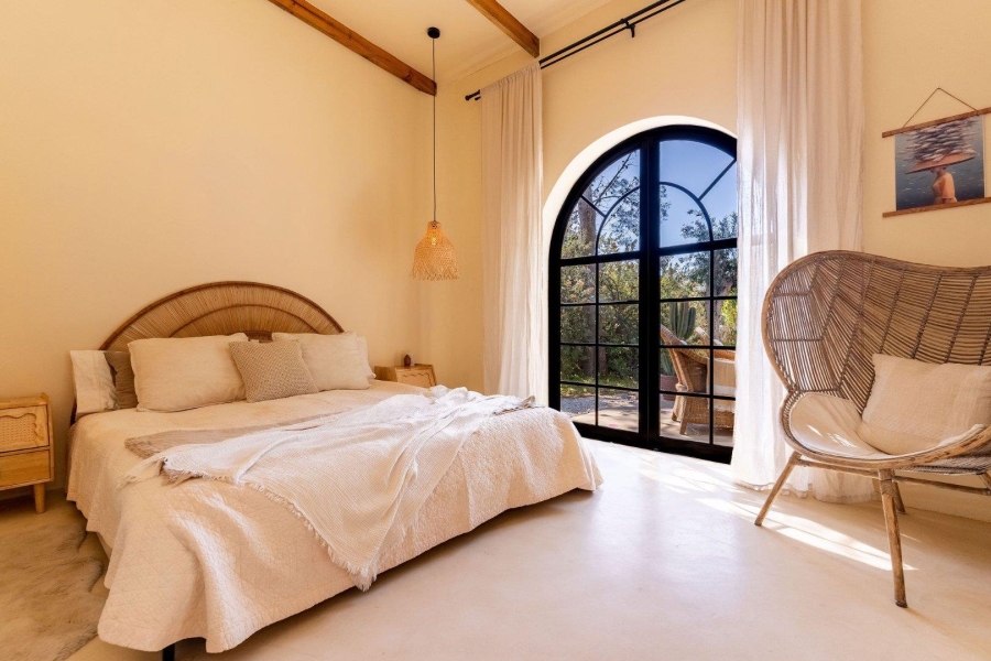 6 Bedroom Property for Sale in Hout Bay Western Cape